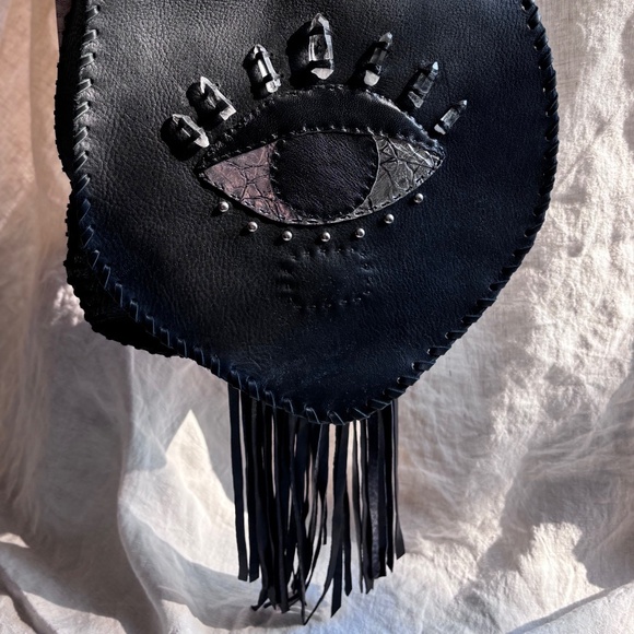 Black Leather saddle bag /shoulder bag/ leather purse with fringe .NWT - Picture 9 of 12